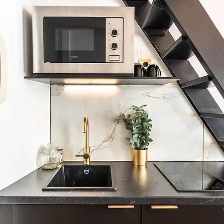 Elegant Esprit Loft Avec Ac شقة